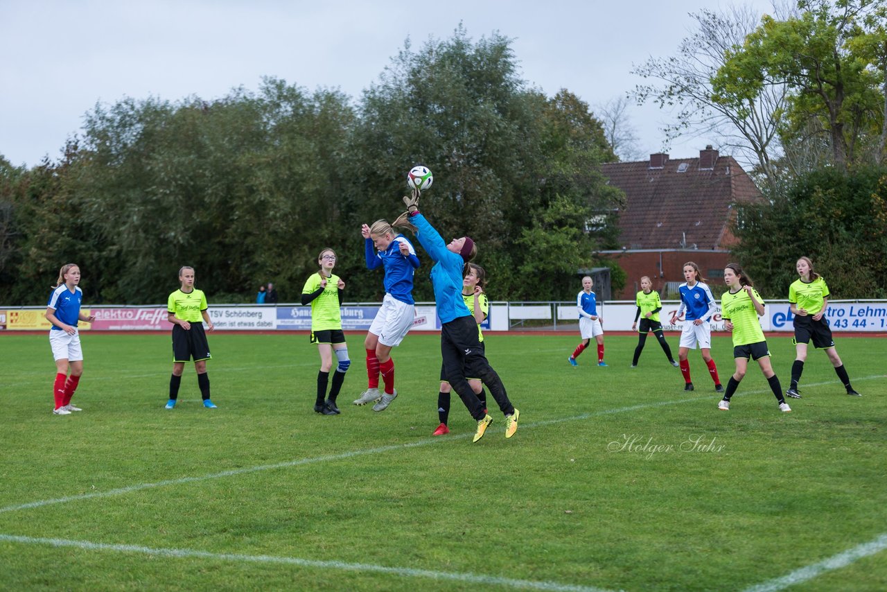 Bild 218 - B-Juniorinnen TSV Schoenberg - Holstein Kiel : Ergebnis: 0:23